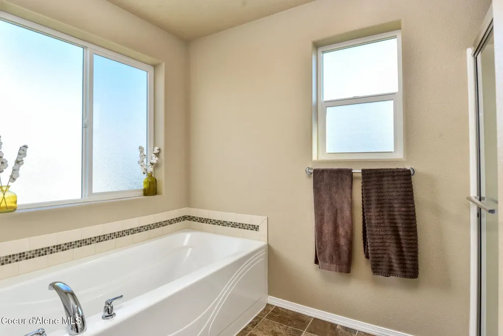6012 W Twister Road Rathdrum ID 83858