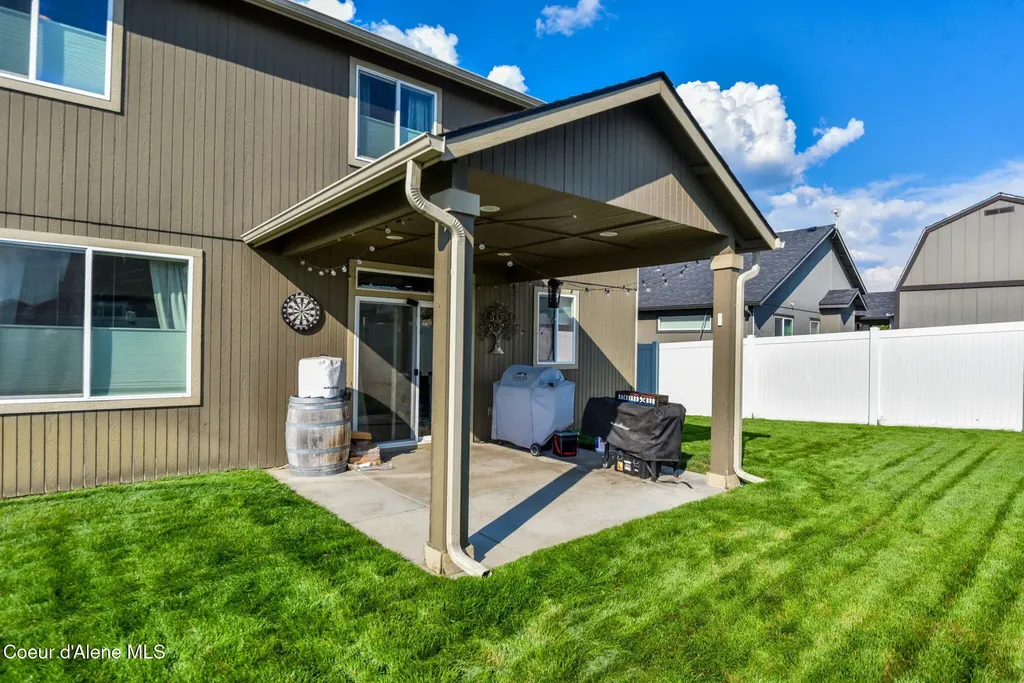 6012 W Twister Road Rathdrum ID 83858
