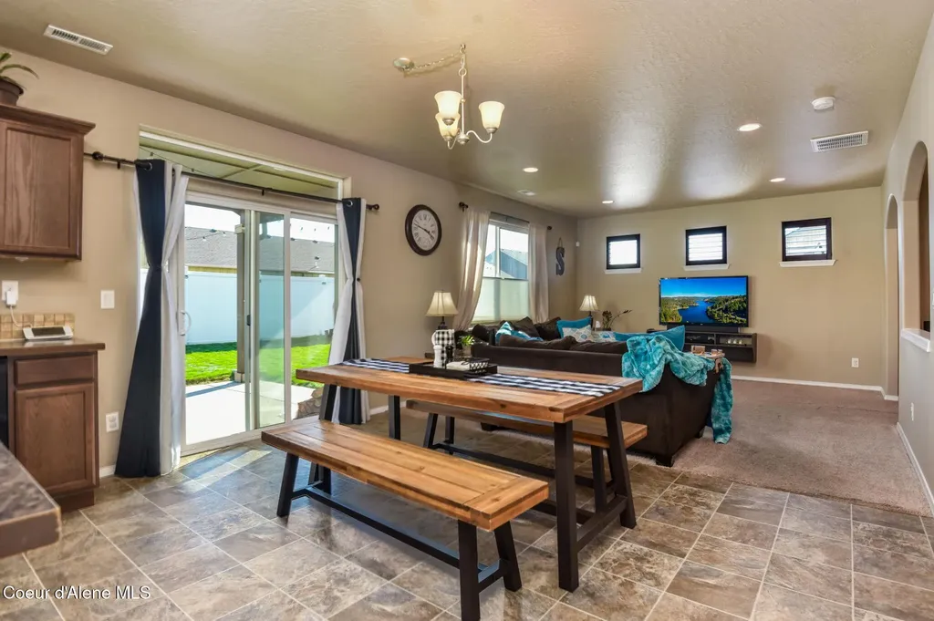 6012 W Twister Road Rathdrum ID 83858