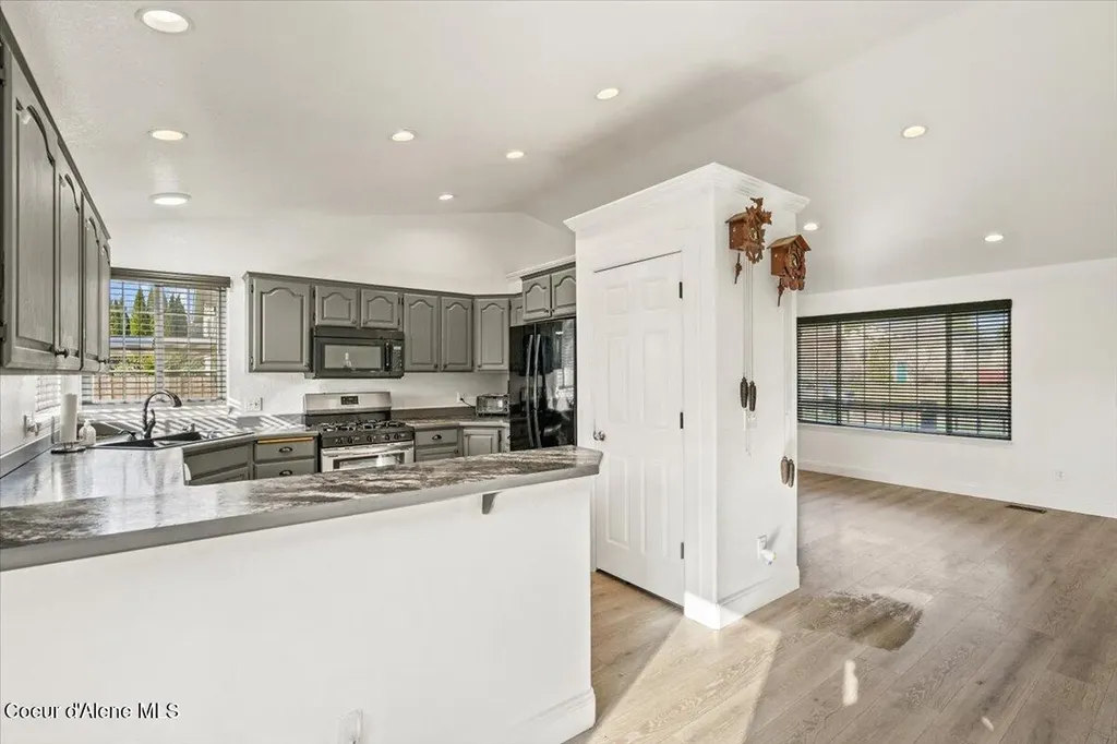 9269 N Crabapple Court Hayden ID 83835
