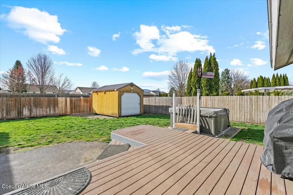 9269 N Crabapple Court Hayden ID 83835