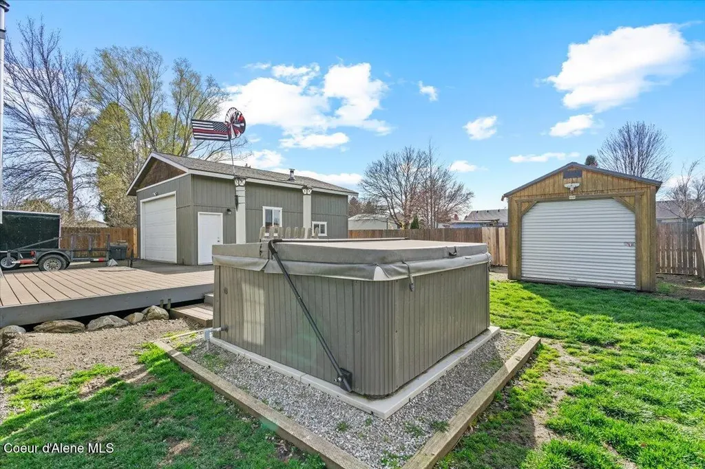 9269 N Crabapple Court Hayden ID 83835