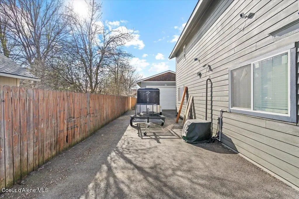 9269 N Crabapple Court Hayden ID 83835