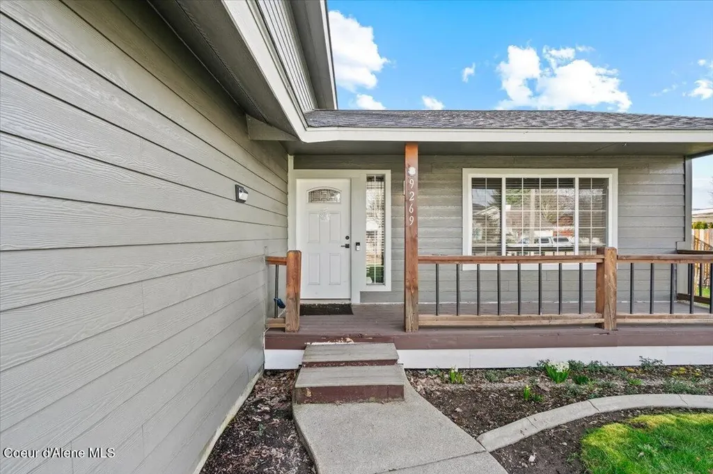 9269 N Crabapple Court Hayden ID 83835