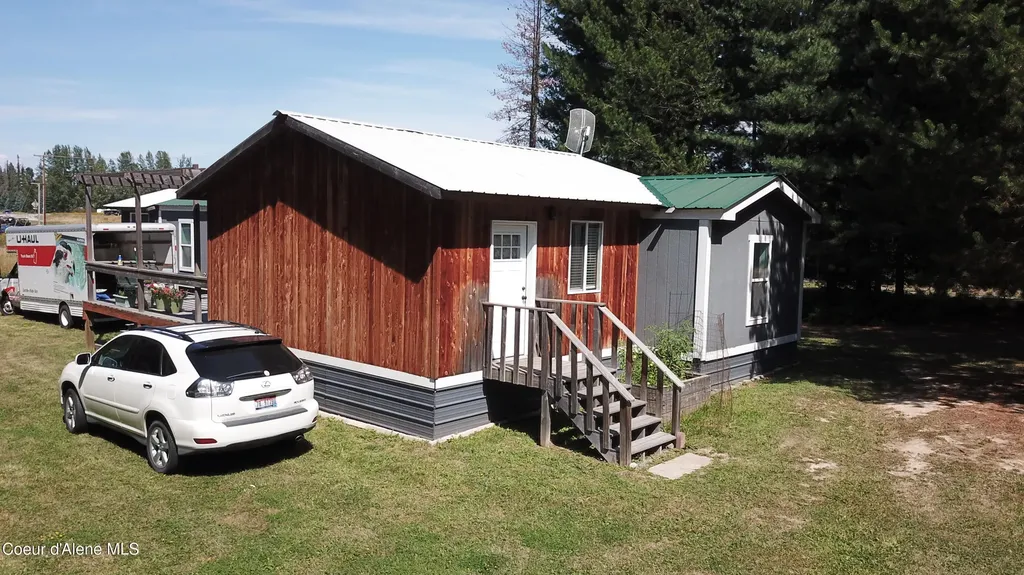 59 W Bronx Road Sandpoint ID 83864