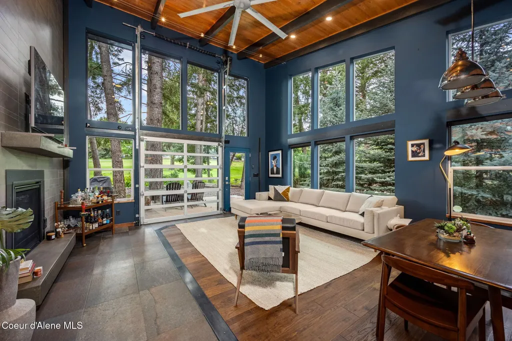 11679 N Avondale Loop Hayden ID 83835