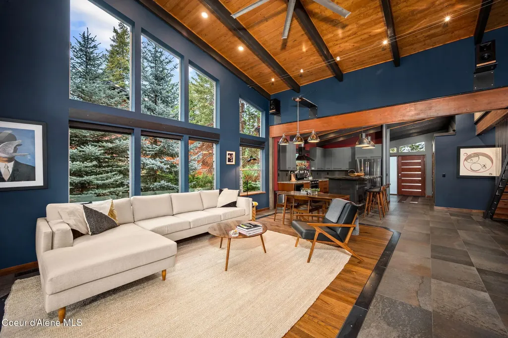 11679 N Avondale Loop Hayden ID 83835