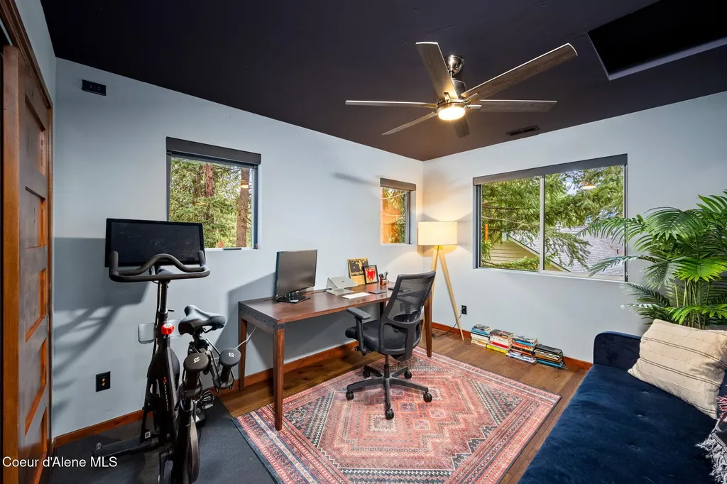 11679 N Avondale Loop Hayden ID 83835