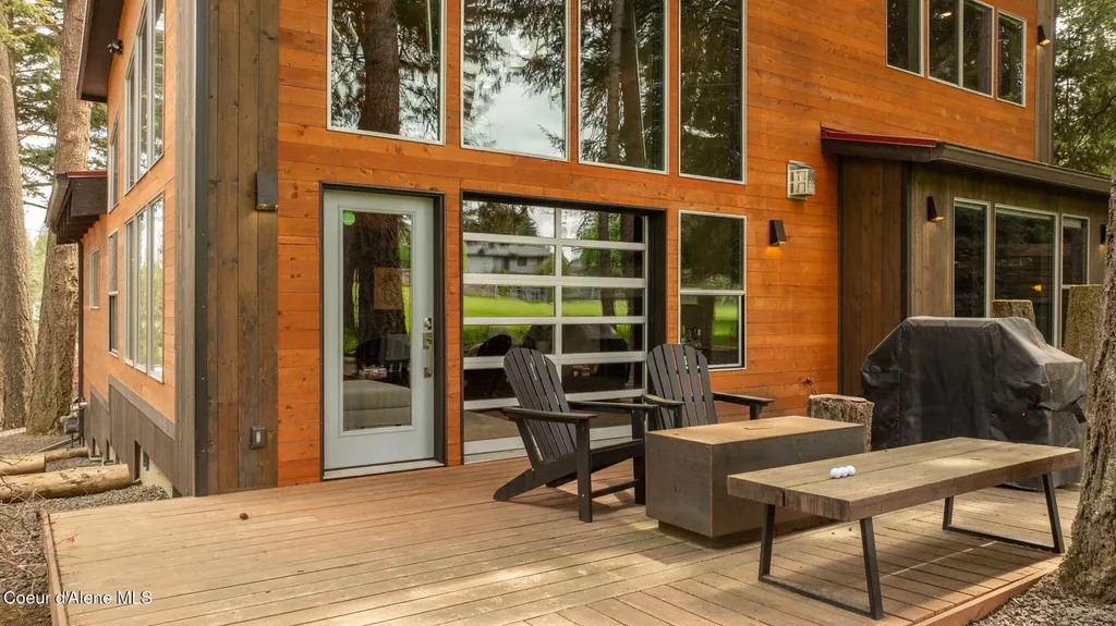 11679 N Avondale Loop Hayden ID 83835