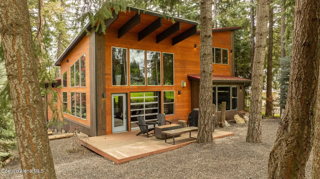 11679 N Avondale Loop Hayden ID 83835