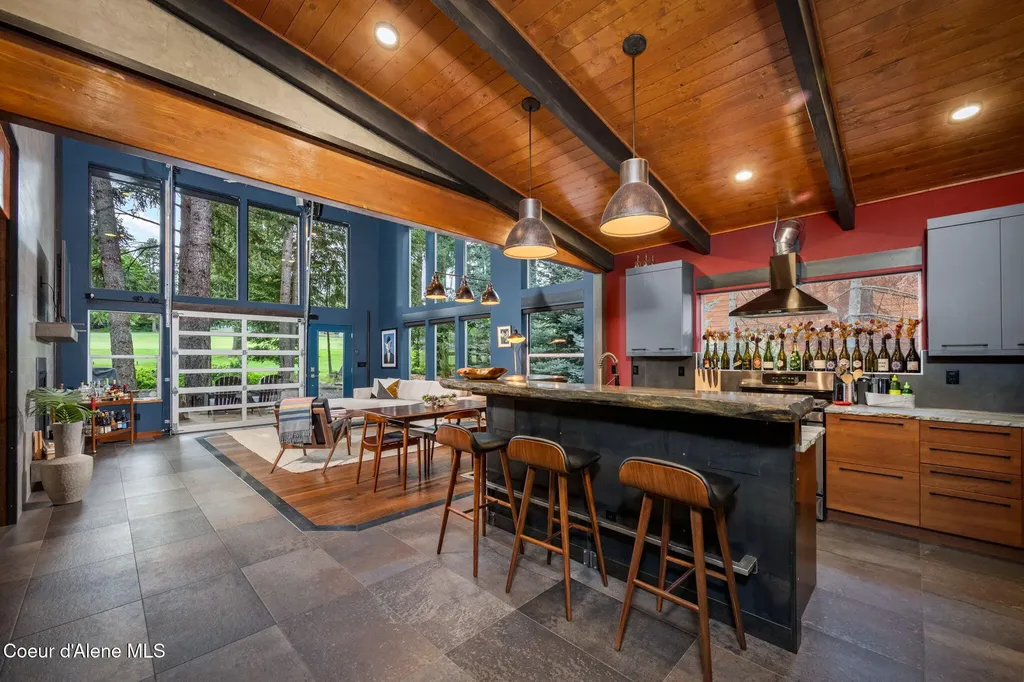 11679 N Avondale Loop Hayden ID 83835