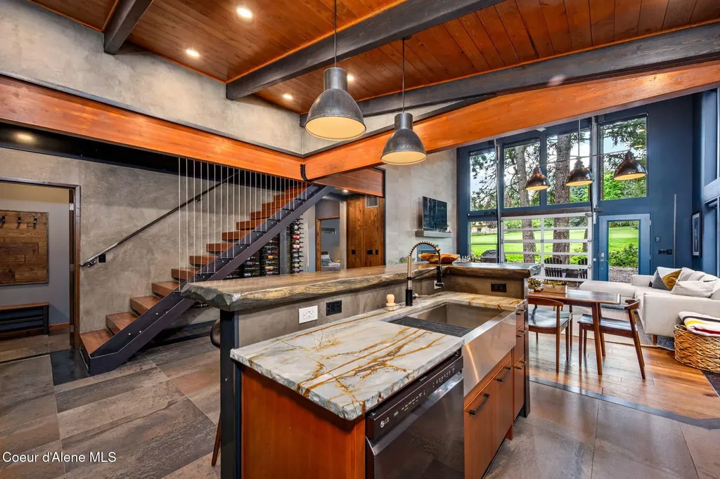 11679 N Avondale Loop Hayden ID 83835