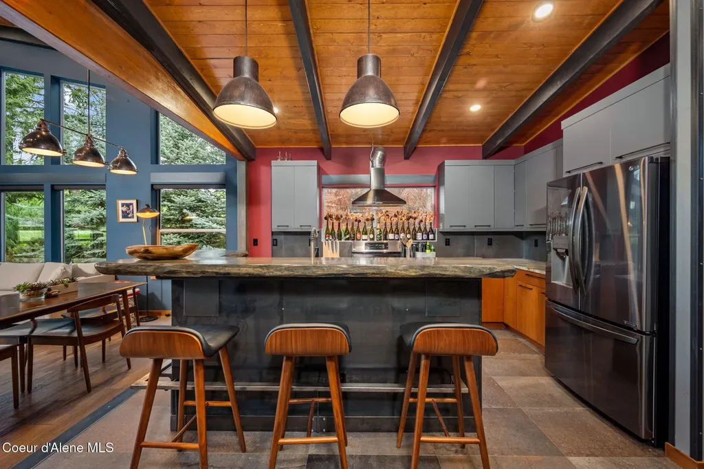 11679 N Avondale Loop Hayden ID 83835