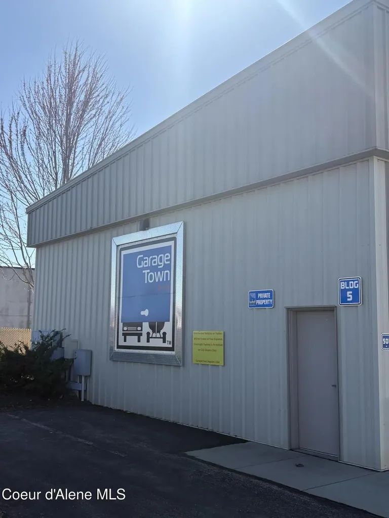 3100 W Dakota Avenue Hayden ID 83835