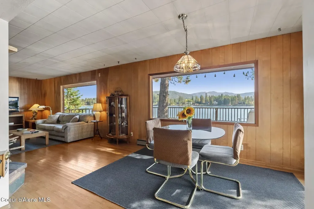 125 S Smith Creek Road Sandpoint ID 83864