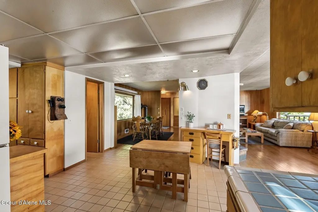 125 S Smith Creek Road Sandpoint ID 83864