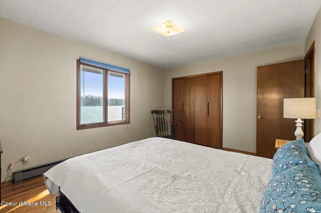 125 S Smith Creek Road Sandpoint ID 83864