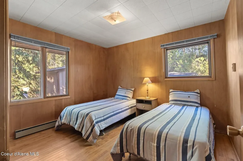 125 S Smith Creek Road Sandpoint ID 83864