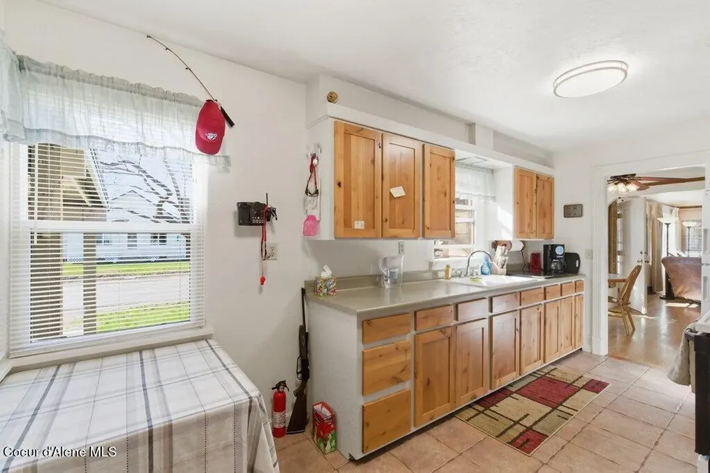 271 3rd Street Priest River ID 83856