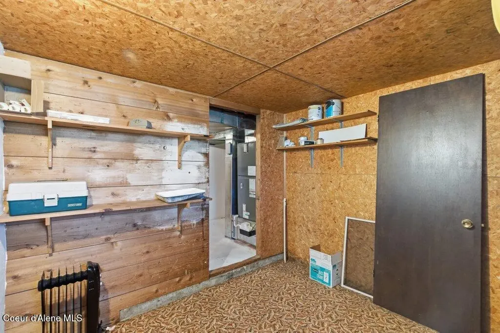 271 3rd Street Priest River ID 83856