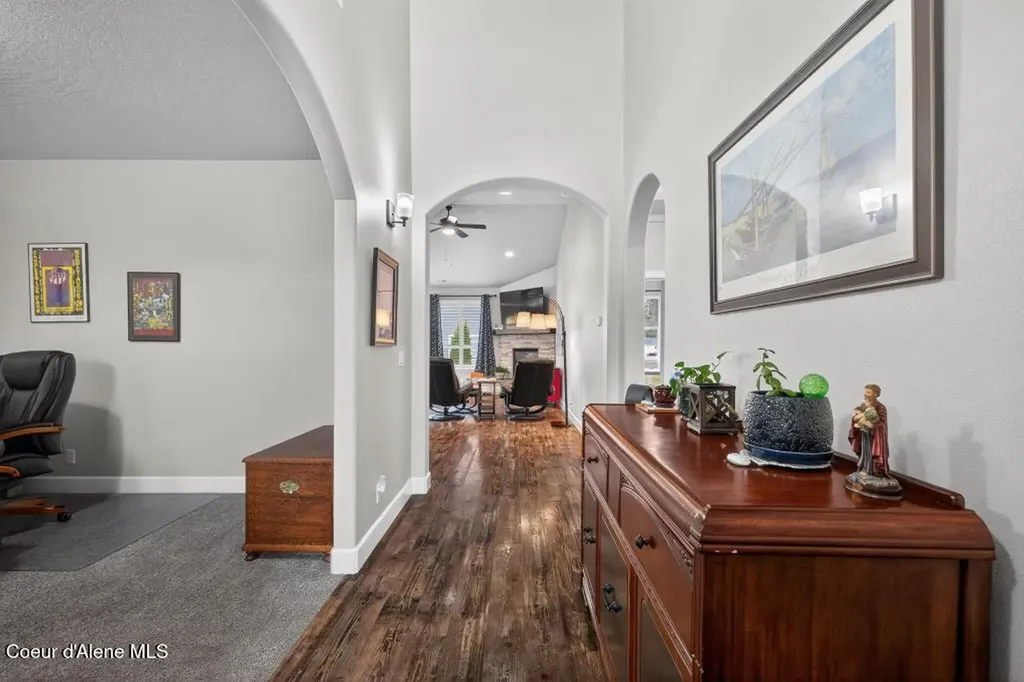 11305 N Emerald Drive Hayden ID 83835