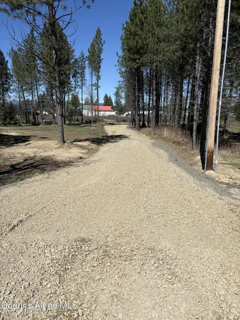 207 Davis Road Sagle ID 83860