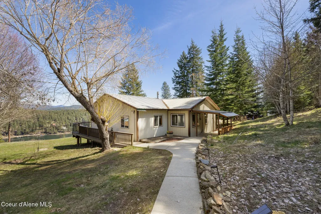 6002 S Arrow Road Harrison ID 83833