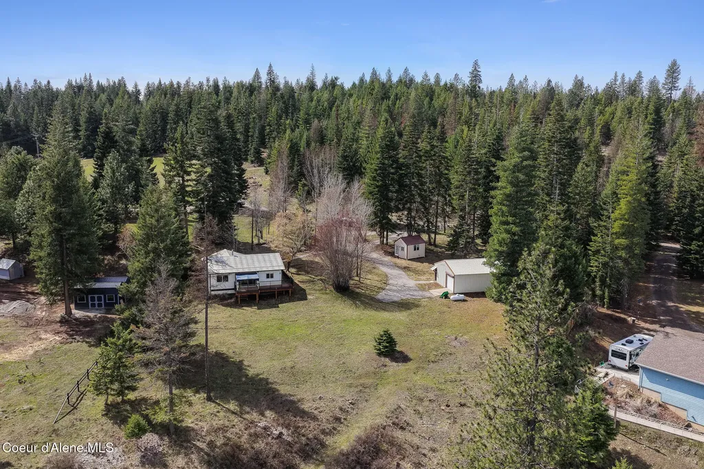 6002 S Arrow Road Harrison ID 83833