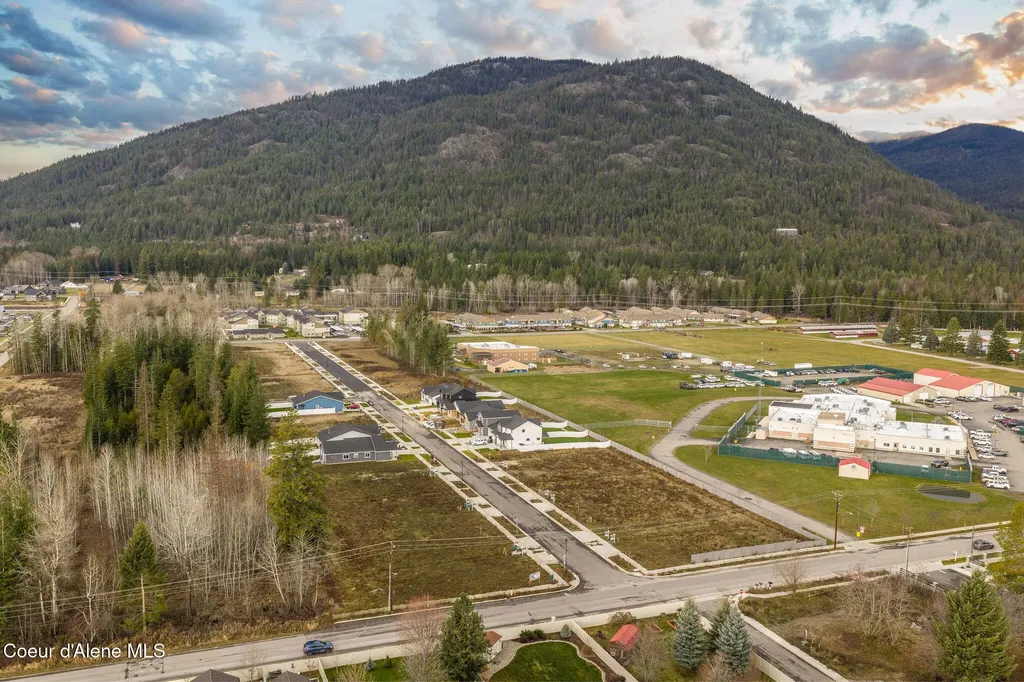 1108 Jersey Street Sandpoint ID 83864