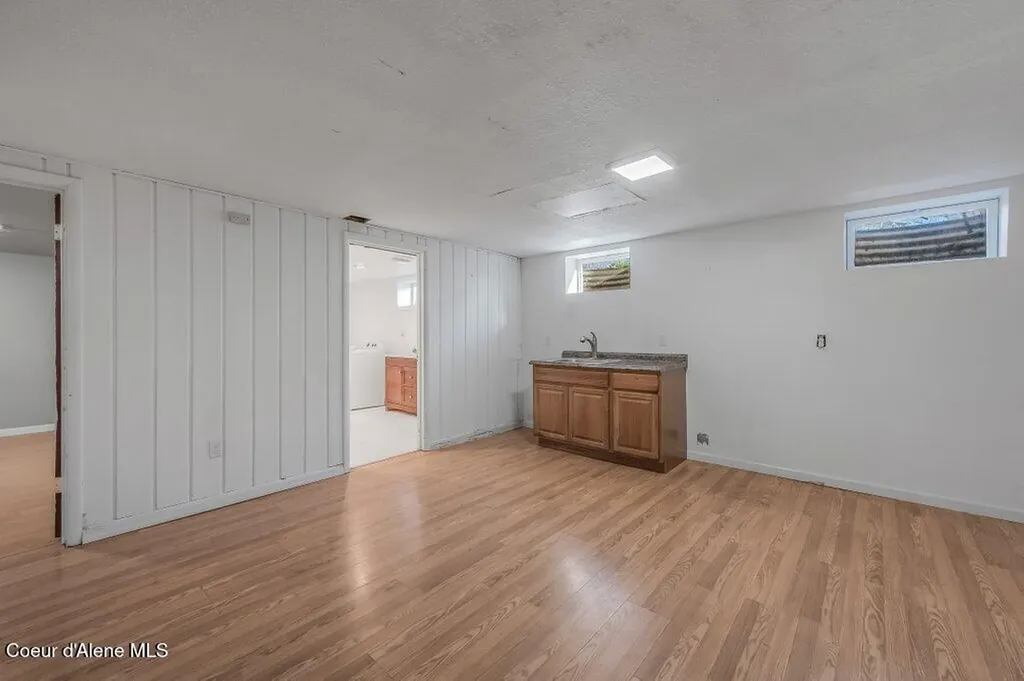 220 E Orchard Avenue Hayden ID 83835