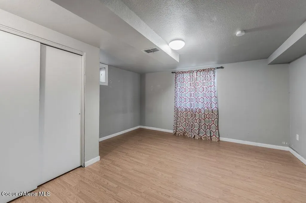 220 E Orchard Avenue Hayden ID 83835