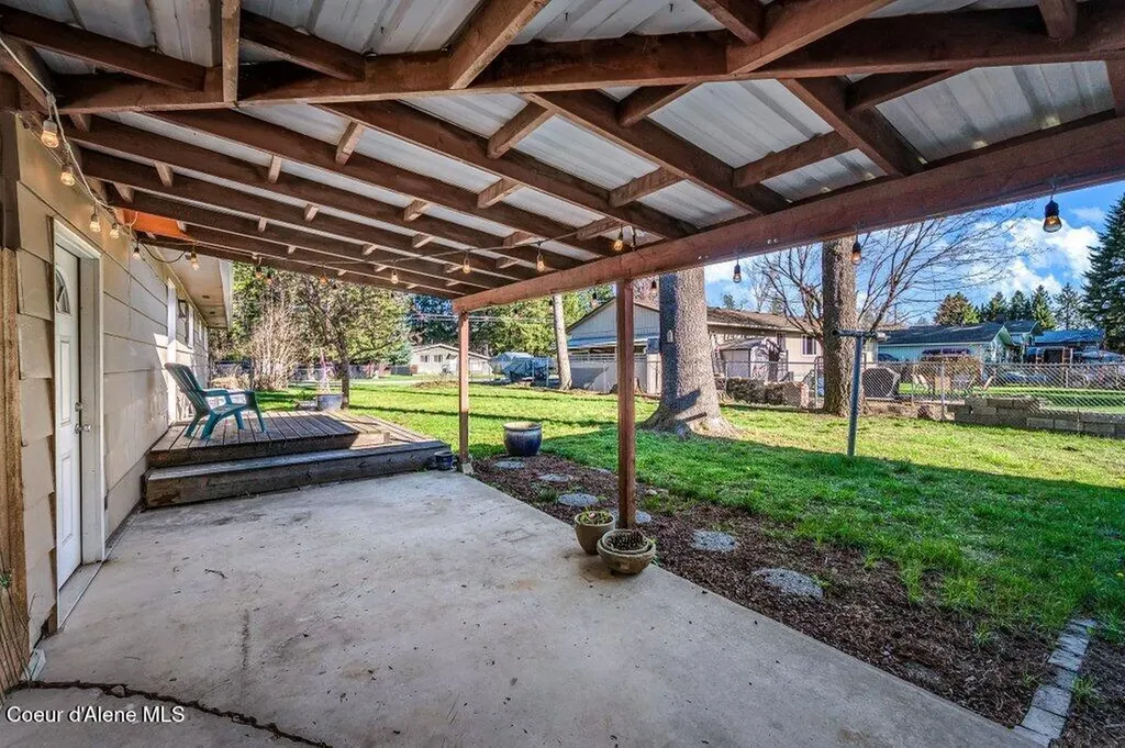 220 E Orchard Avenue Hayden ID 83835