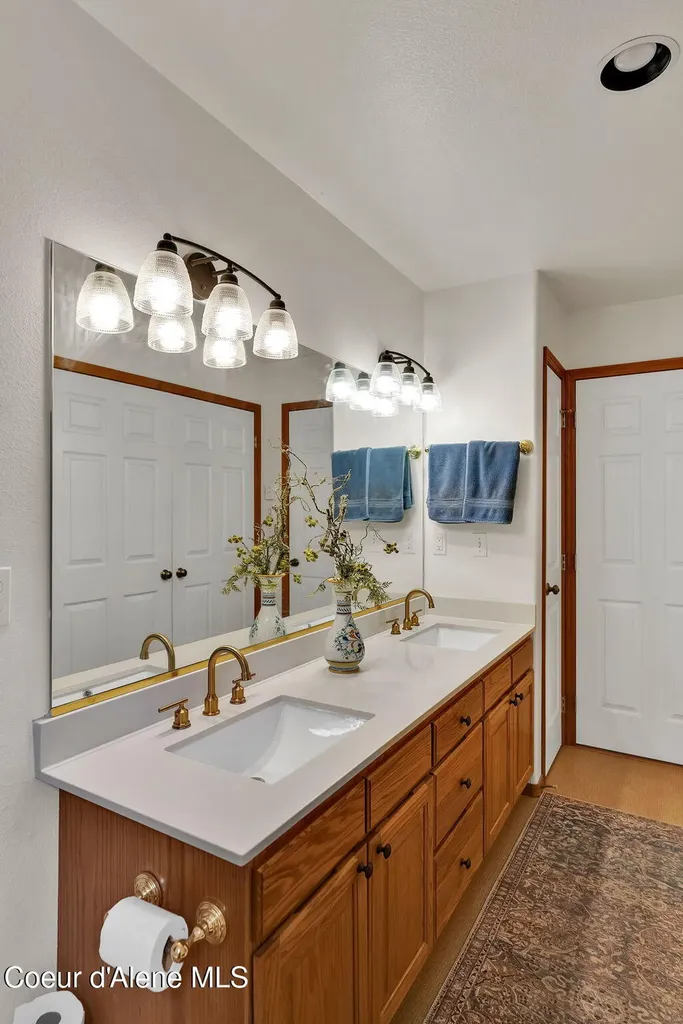 204 N Quail Run Sandpoint ID 83864