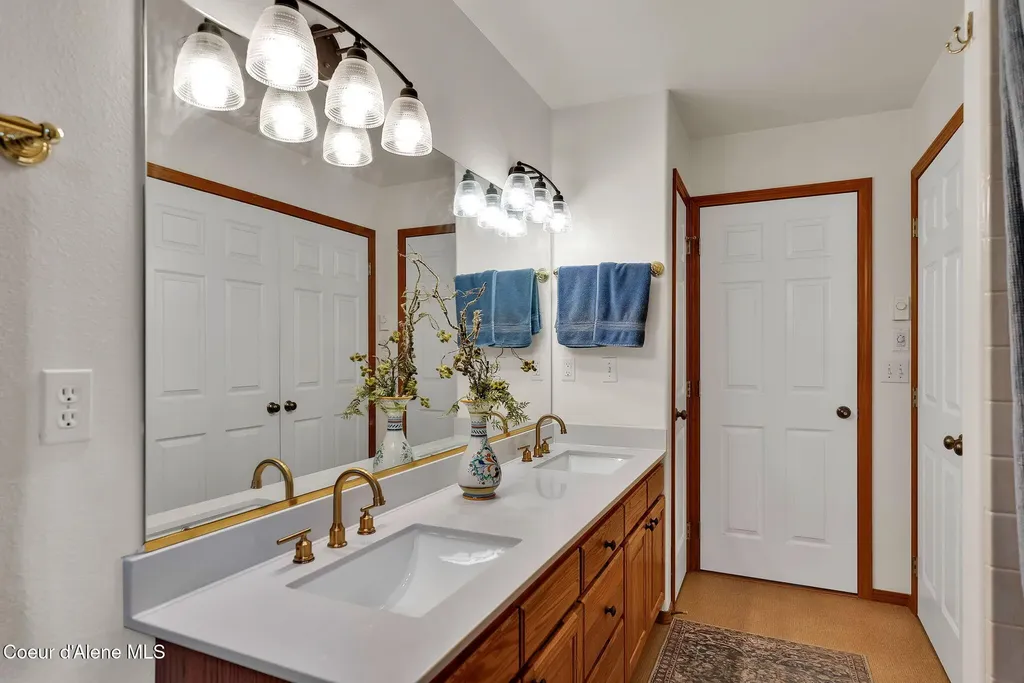 204 N Quail Run Sandpoint ID 83864