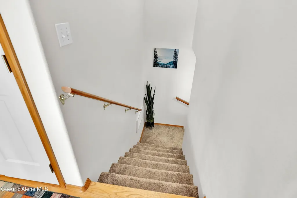 204 N Quail Run Sandpoint ID 83864