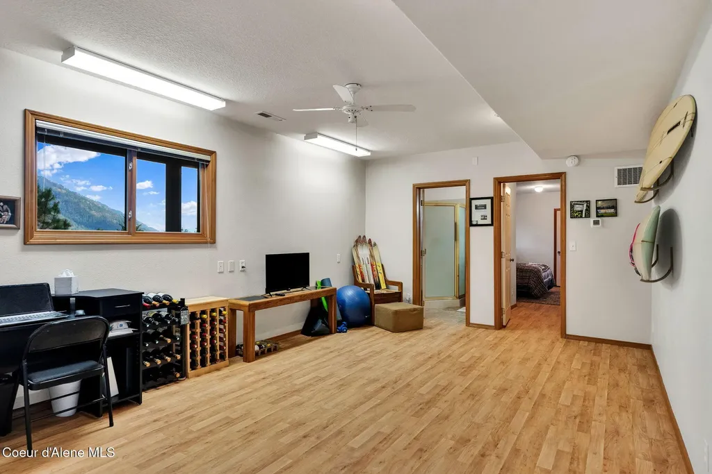 204 N Quail Run Sandpoint ID 83864