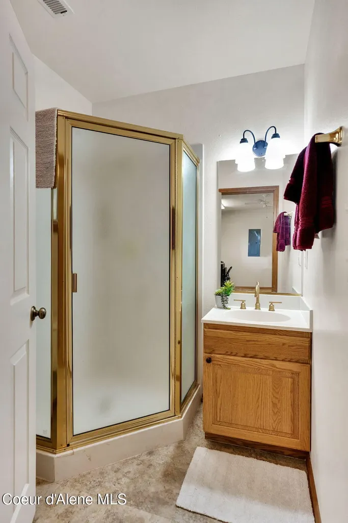 204 N Quail Run Sandpoint ID 83864