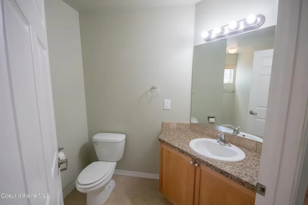 322 N Promenade Loop Post Falls ID 83854