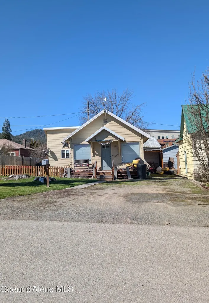 235 S 5th Street St. Maries ID 83861