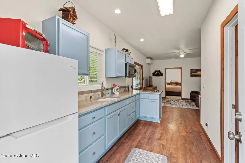 545 Peacock Lane Spirit Lake ID 83869