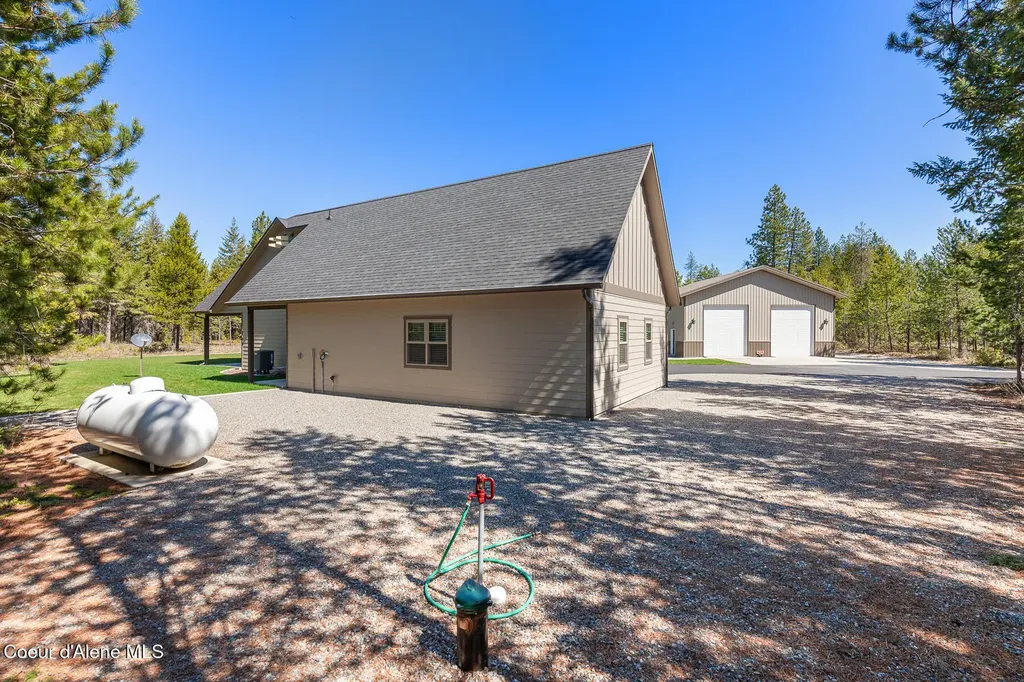 545 Peacock Lane Spirit Lake ID 83869