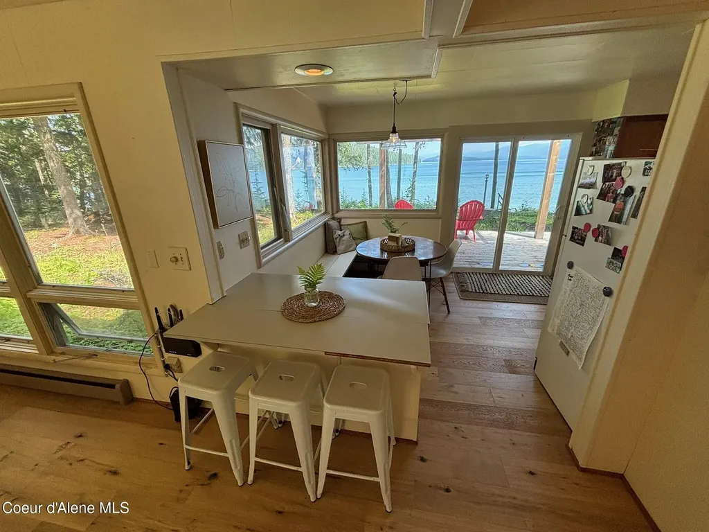 1449 W Prl Shore Priest Lake ID 83856