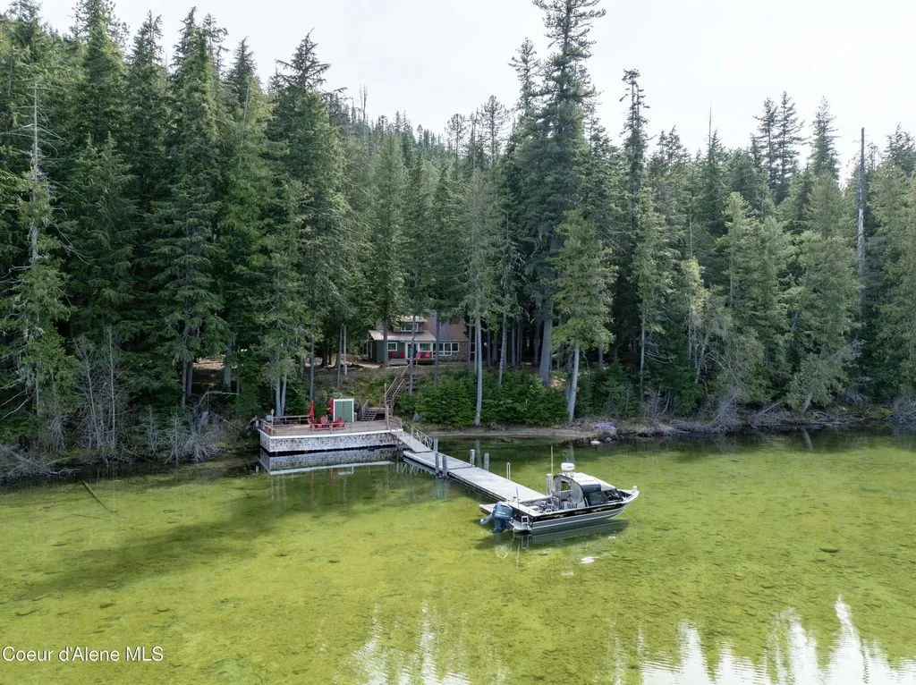 1449 W Prl Shore Priest Lake ID 83856