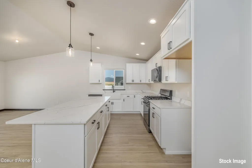6731 W Plant Lane Rathdrum ID 83858