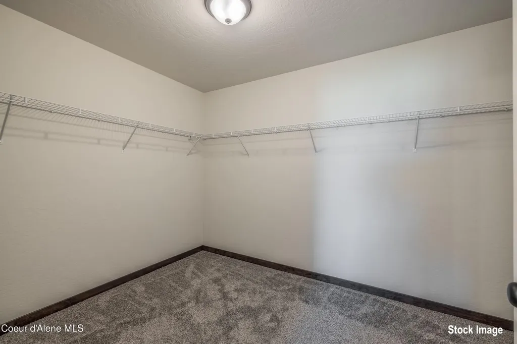 6731 W Plant Lane Rathdrum ID 83858