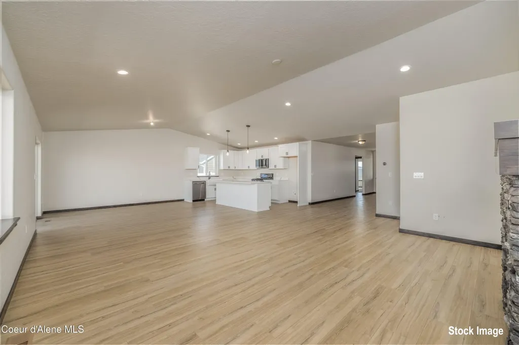 6731 W Plant Lane Rathdrum ID 83858