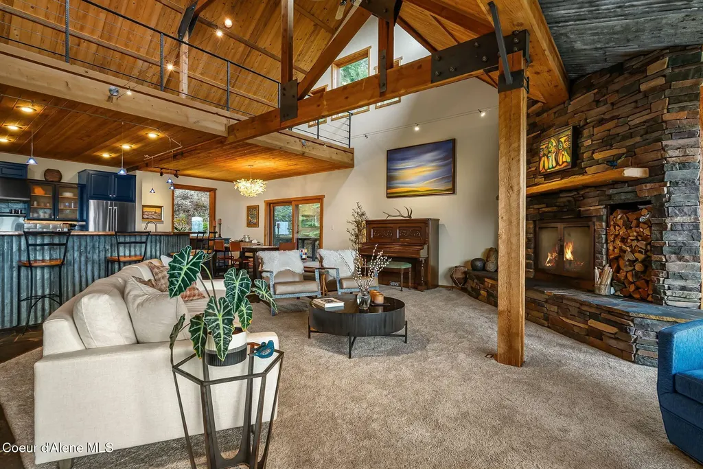867 Midas Drive Sagle ID 83860