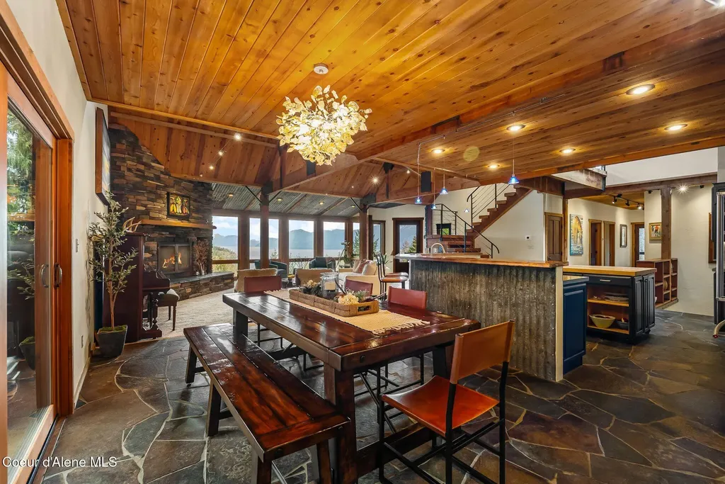 867 Midas Drive Sagle ID 83860