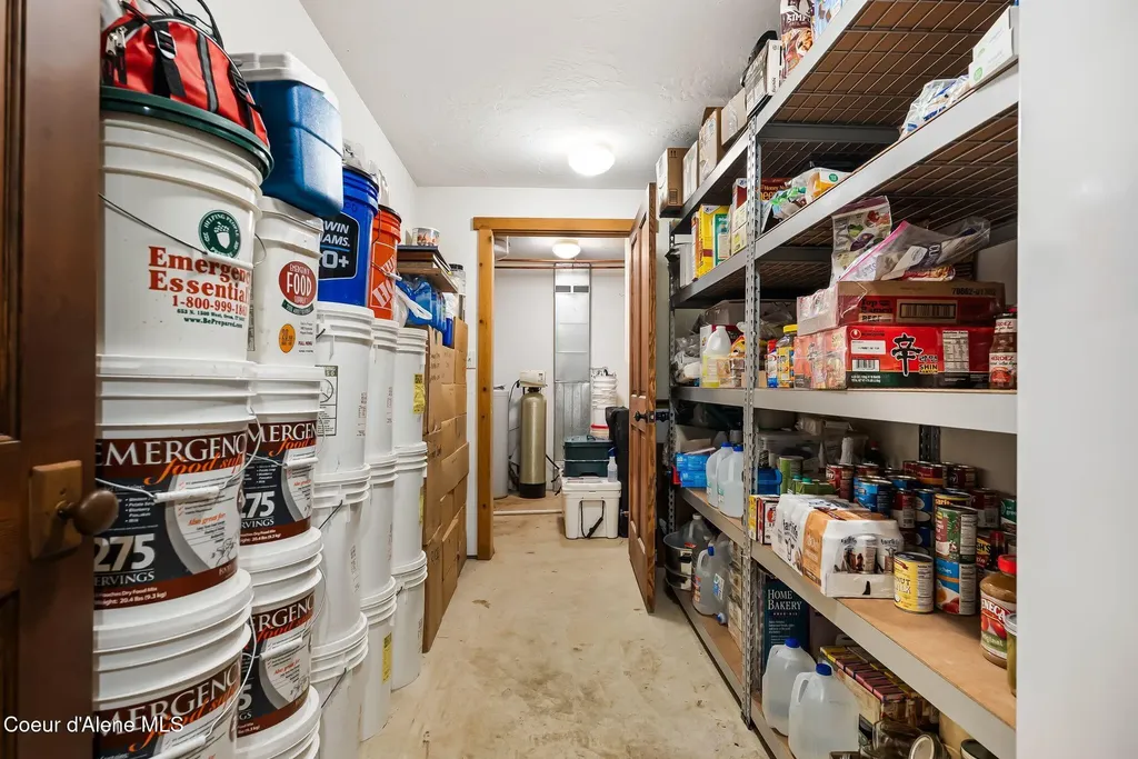 867 Midas Drive Sagle ID 83860
