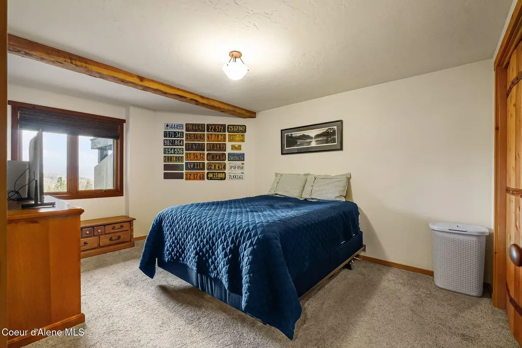 867 Midas Drive Sagle ID 83860